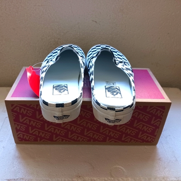 Vans - Picture 4 of 4